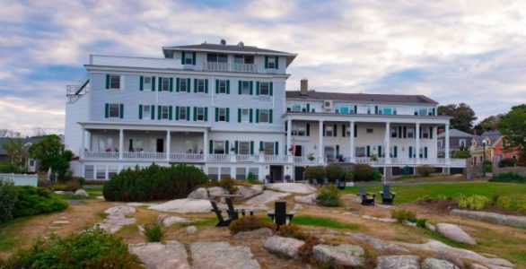 Emerson-by-the-Sea_Tilt Emerson-by-the-Sea_Tilt