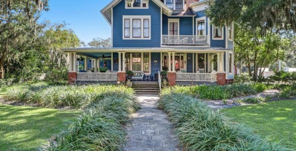 Exterior image of Amelia Island B&B for sale Exterior image of Amelia Island Inn