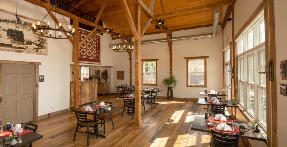 Hawk Valley Bed and Breakfast IL Breakfast room at Hawk Valley Retreat Galena