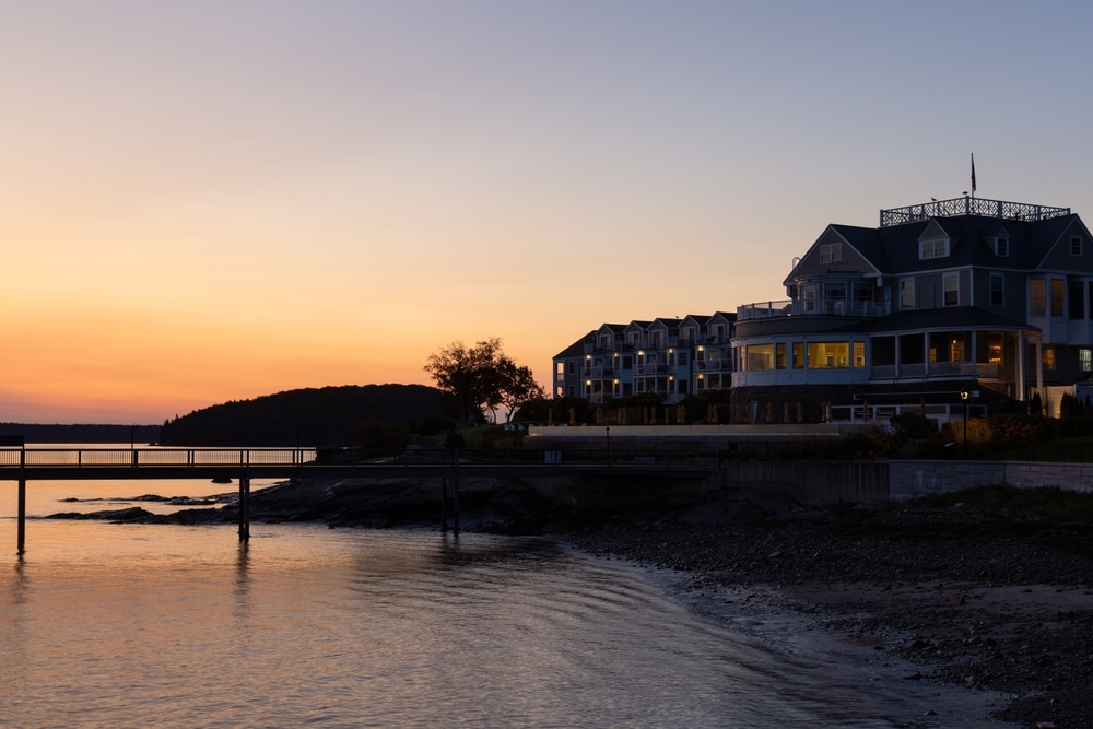 Define Your Story: Things to Consider When Buying an Inn 1 Waterfront Inn - a great location is an important part of standing out from the competition when you buy a bed and breakfast, historic Inn, or boutique hotel. Take advantage of our Inn Consulting to find the best property.